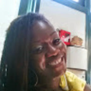 Meet your Posher, Simone